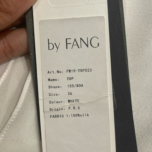 White silk blouse - Picture 3 of 6